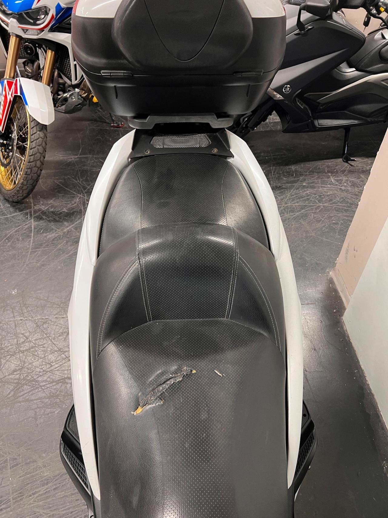 Yamaha Majesty 400