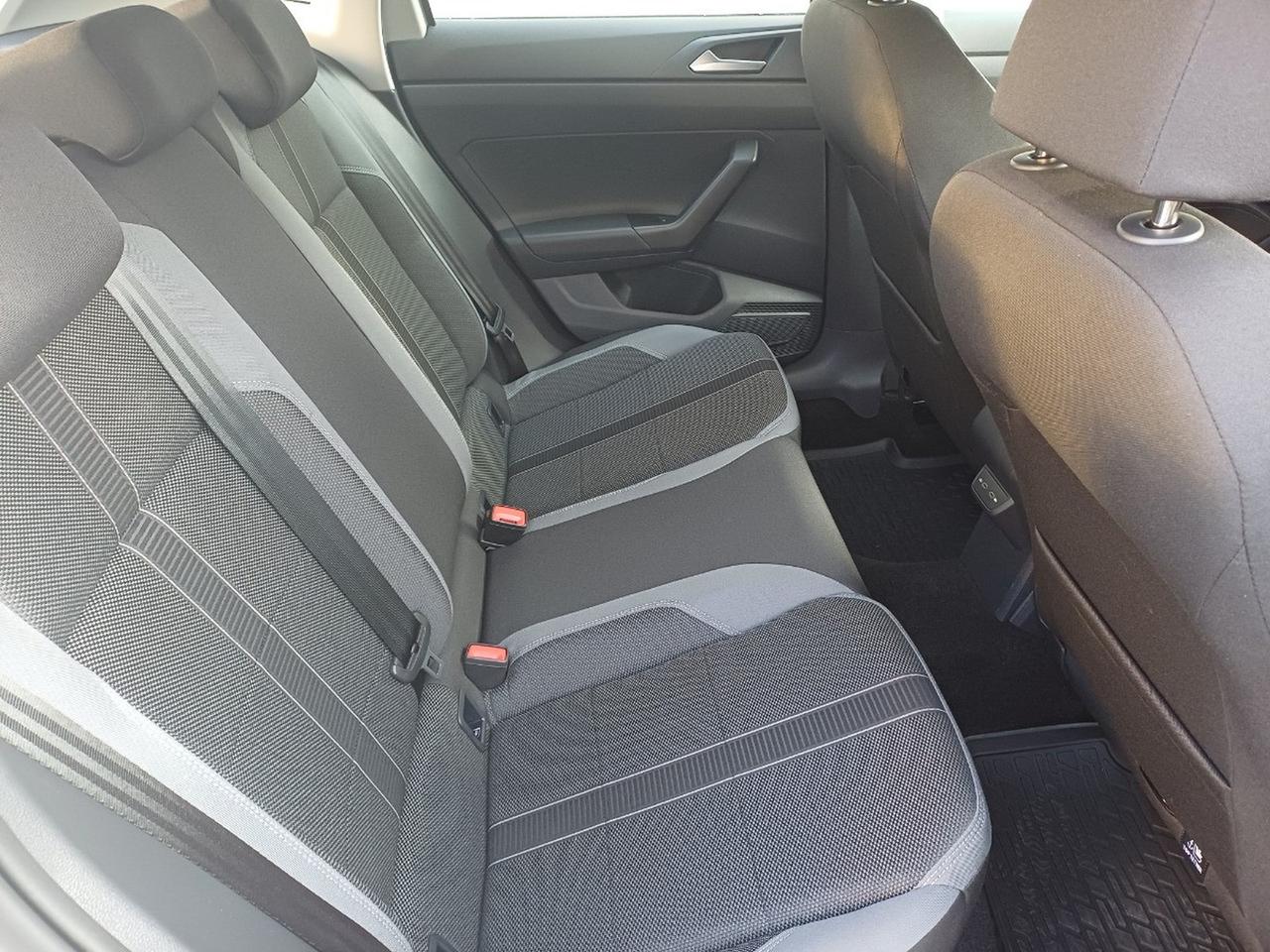 Volkswagen Polo 1.0 tsi style 95cv dsg