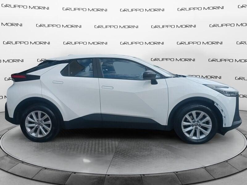 Toyota C-HR C-HR 1.8 hev Active fwd e-cvt