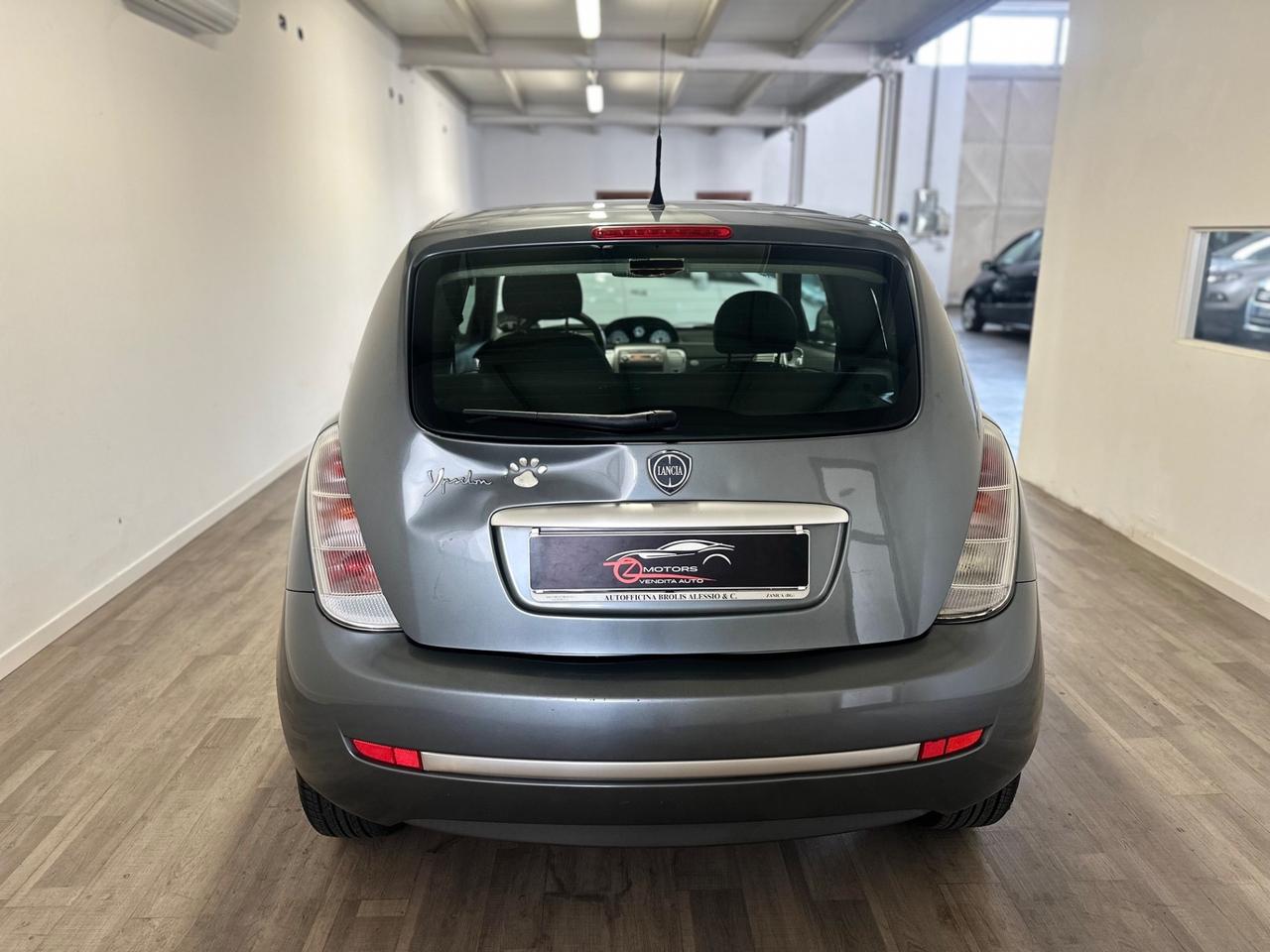 Lancia Ypsilon 1.2 Argento NEOPATENTATI