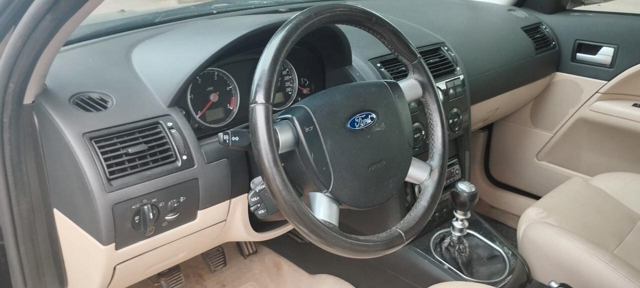 Ford Mondeo 2.0 16V TDCi SW Ghia Titanium