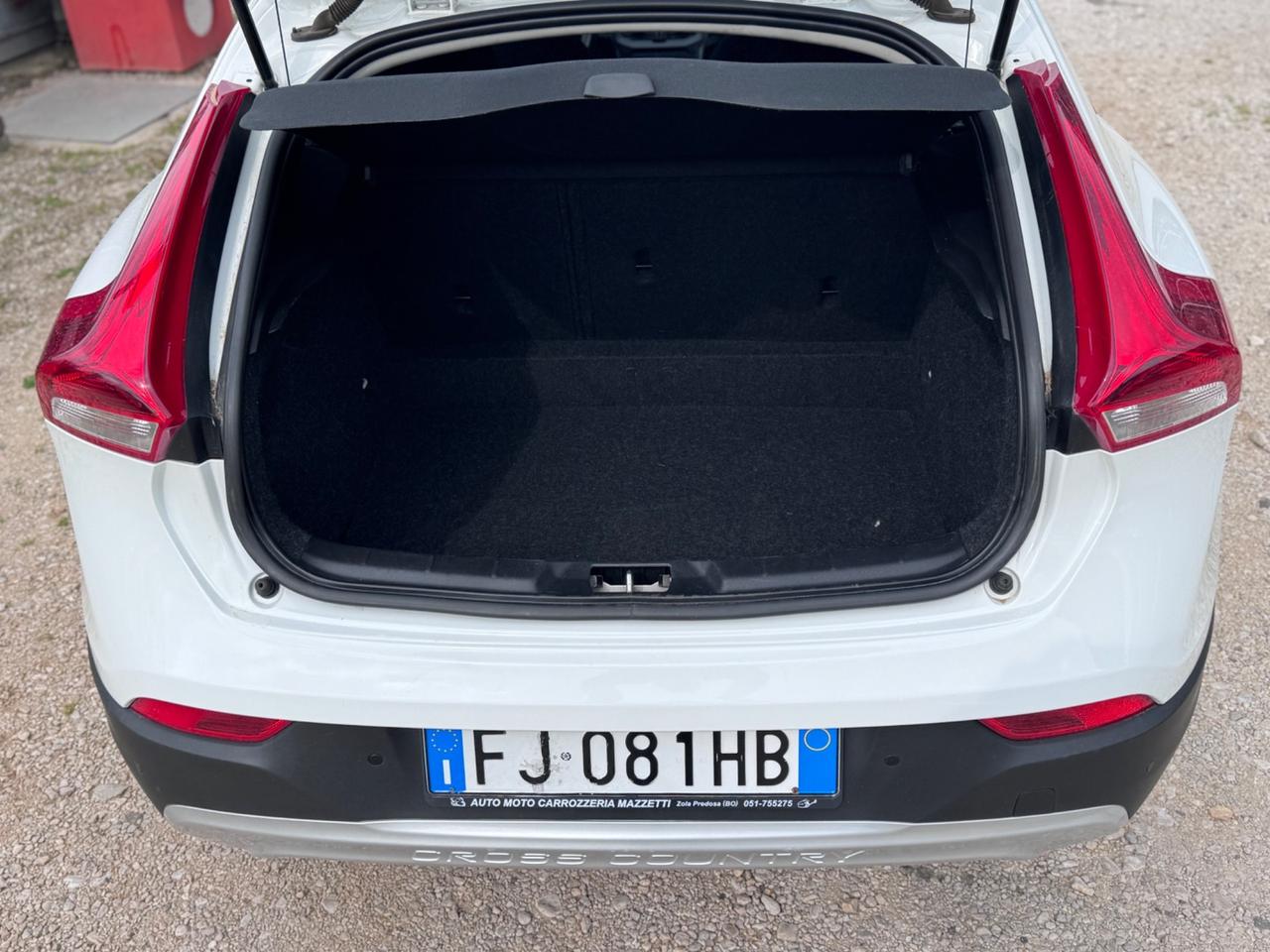 Volvo V40 Cross Country 2.0 Diesel Euro 6 2017