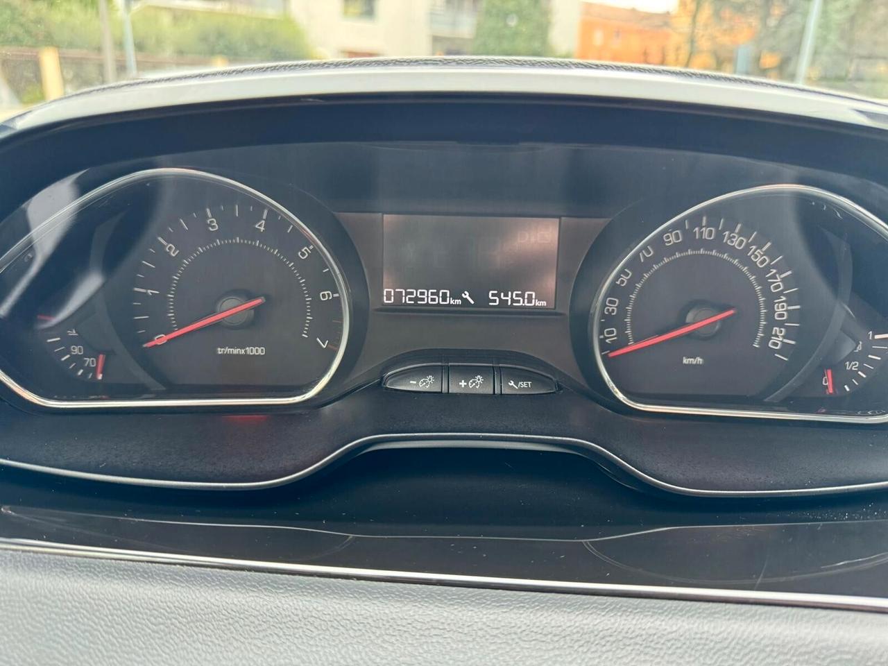 PEUGEOT 208 PureTech 68 3p ACT 72.000 KM