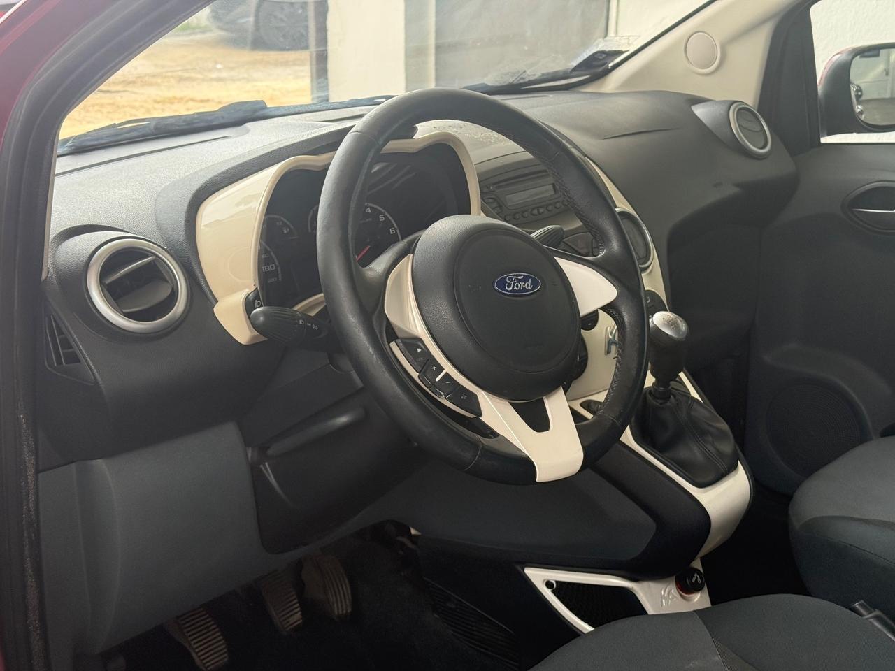 Ford Ka Ka+ 1.2 8V 69CV Titanium