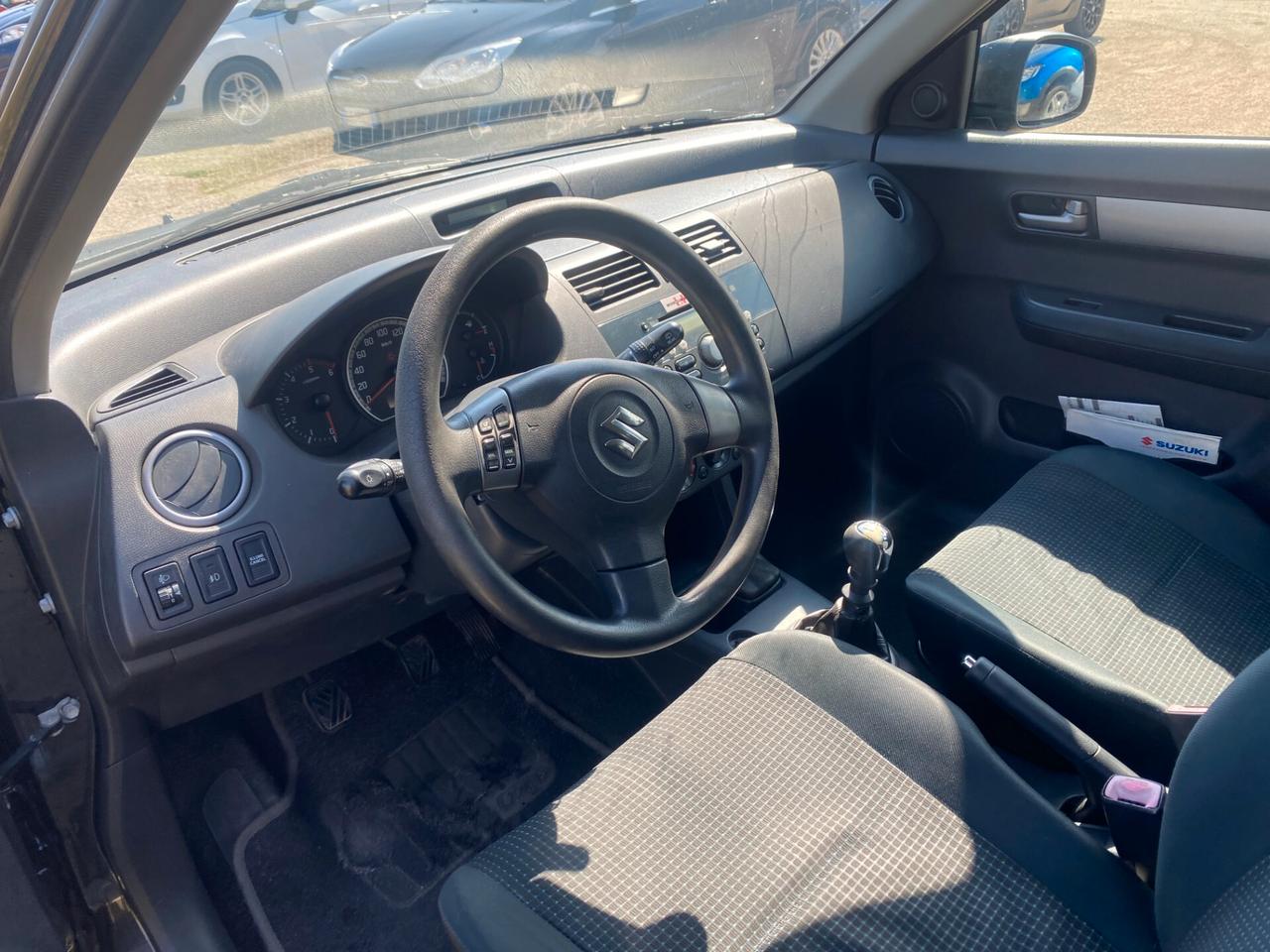 SUZUKI SWIFT 1.3 ANNO 2007 5 PORTE