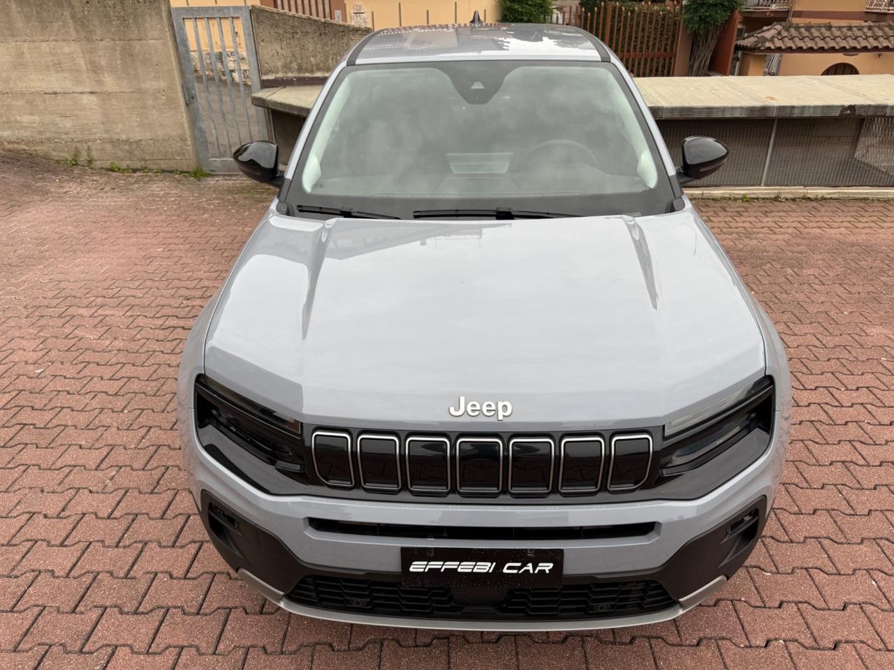 Jeep Avenger 1.2 e-Hybrid 110 cv MHEV Summit