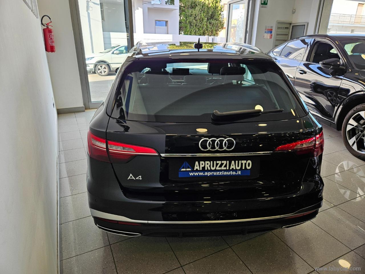 AUDI A4 Avant 30 TDI MHEV 136CV S tronic Business SPORT