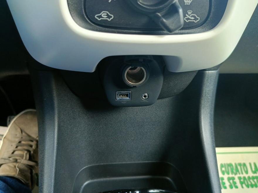 Peugeot 108 5 Porte 1.0 12v Allure etg5
