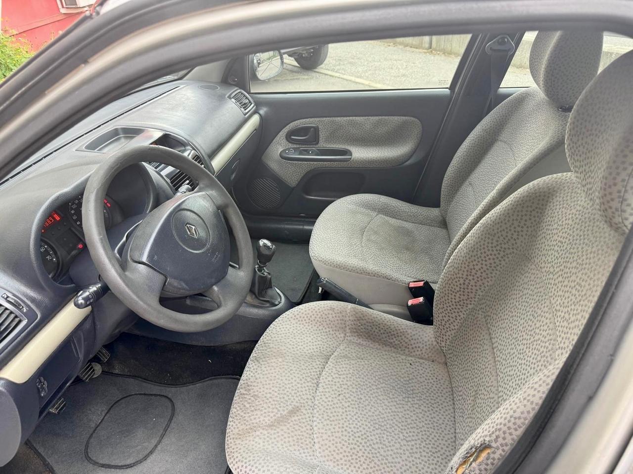 Renault Clio 1.2 16V cat 5 porte Luxe Privilège