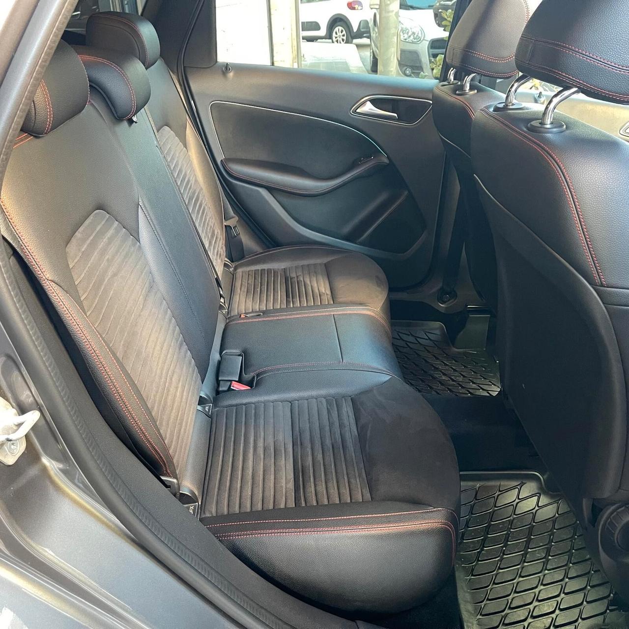 Mercedes-Benz B 200 d Automatic Premium