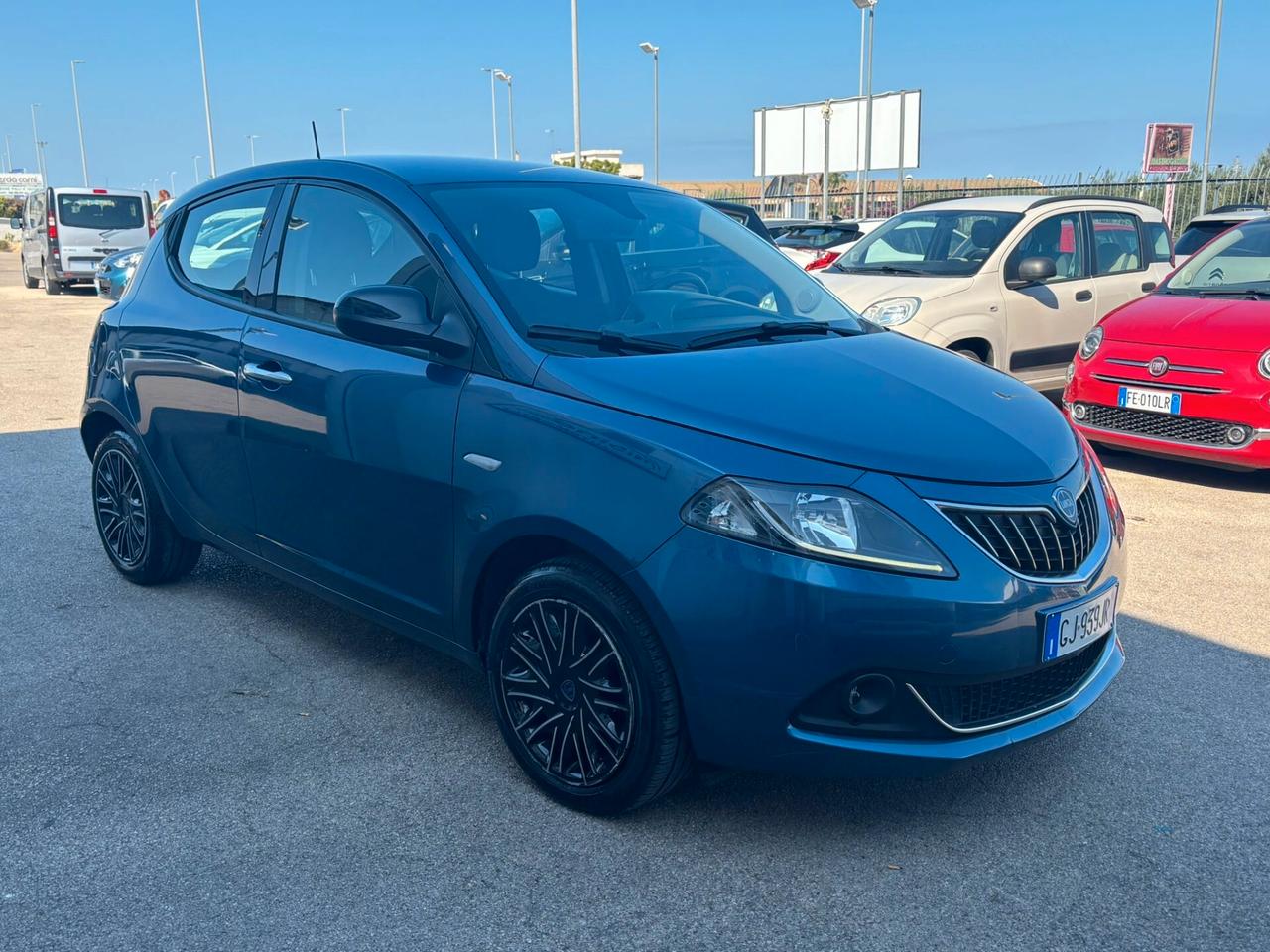 Lancia Ypsilon 1.0 i 5 porte Gold- 2022