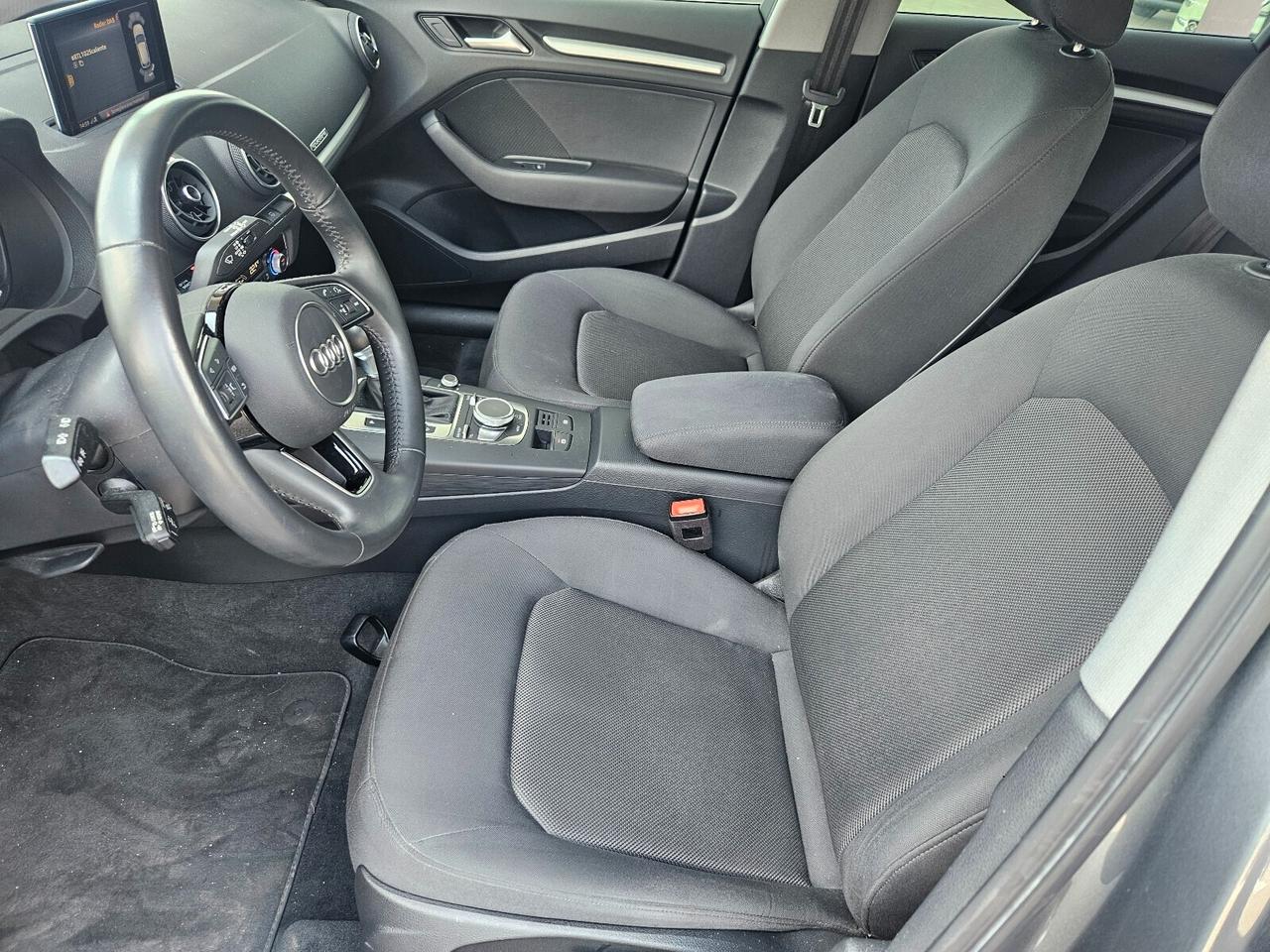 Audi A3 SPB 40 TFSI S tronic Sport