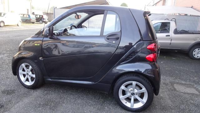 SMART - Fortwo - 1000 52 kW coupé passion