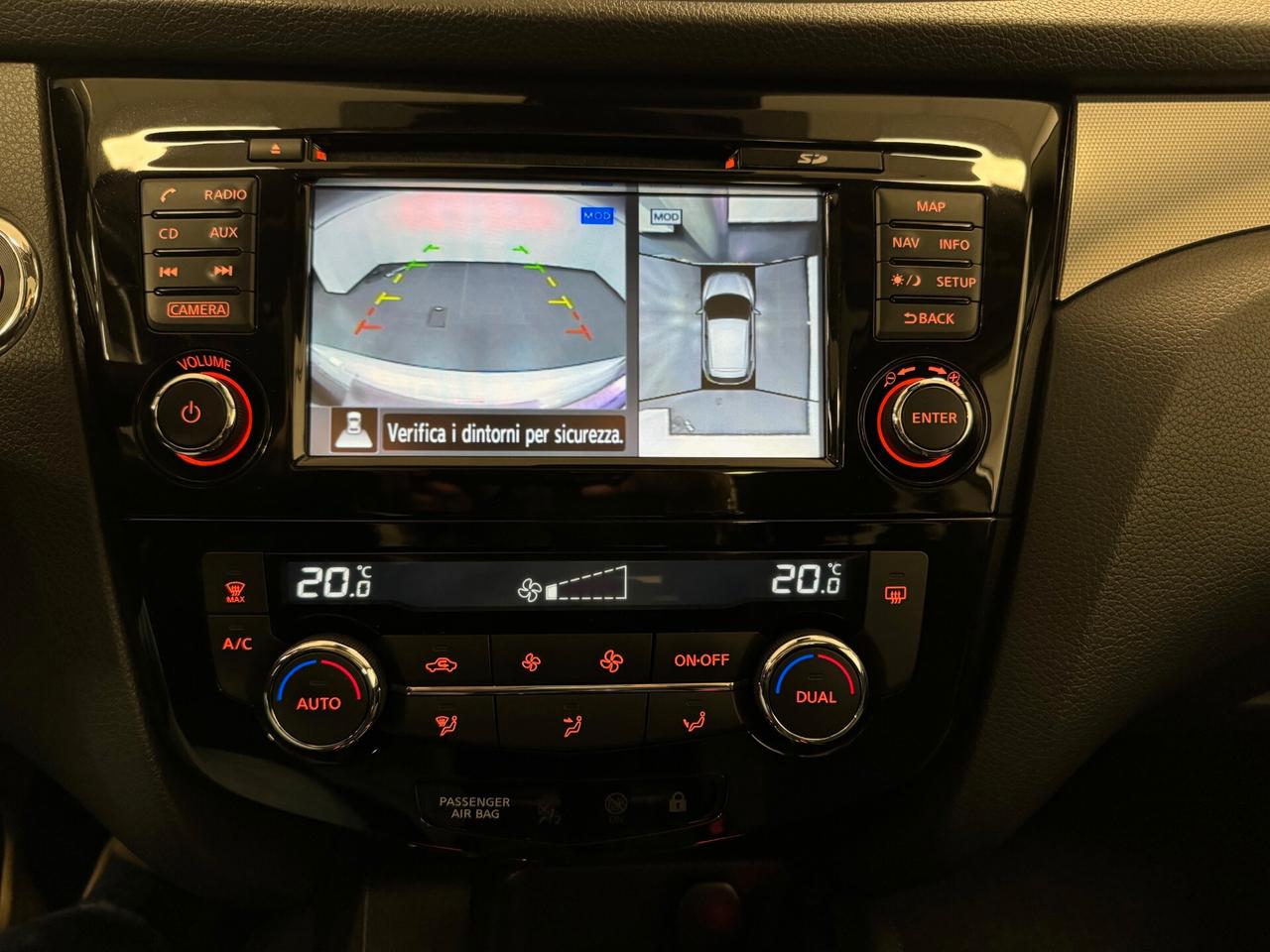 Nissan Qashqai 1.2 DIG-T N-Connecta AUTOMATICO TETTO 360