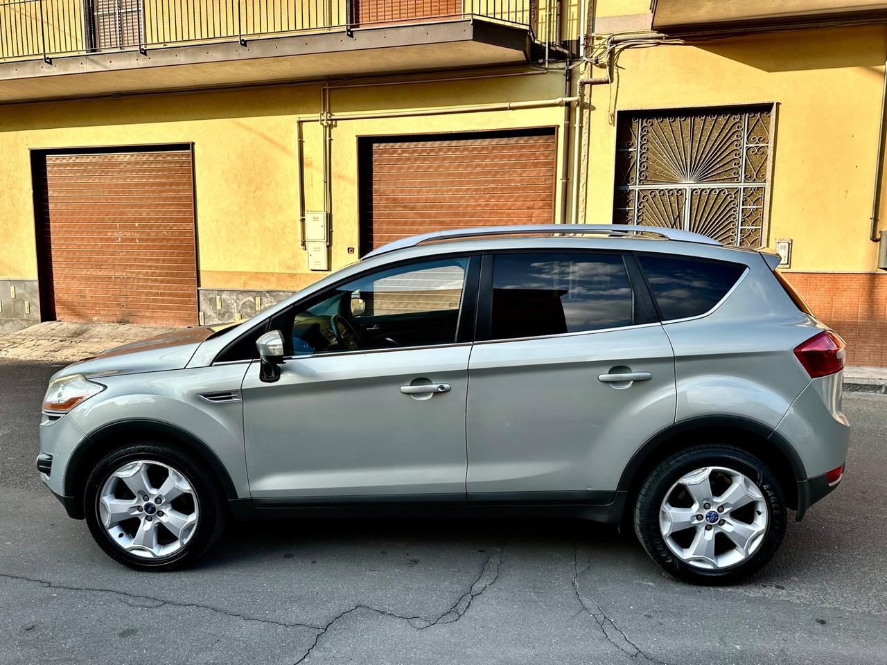 Ford Kuga 2.0 TDCi 136 CV 4WD Titanium DPF