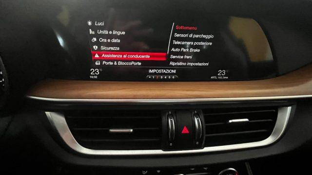 ALFA ROMEO Stelvio 2.2 Turbodiesel 210 CV AT8 Q4 Executive- PR VERO
