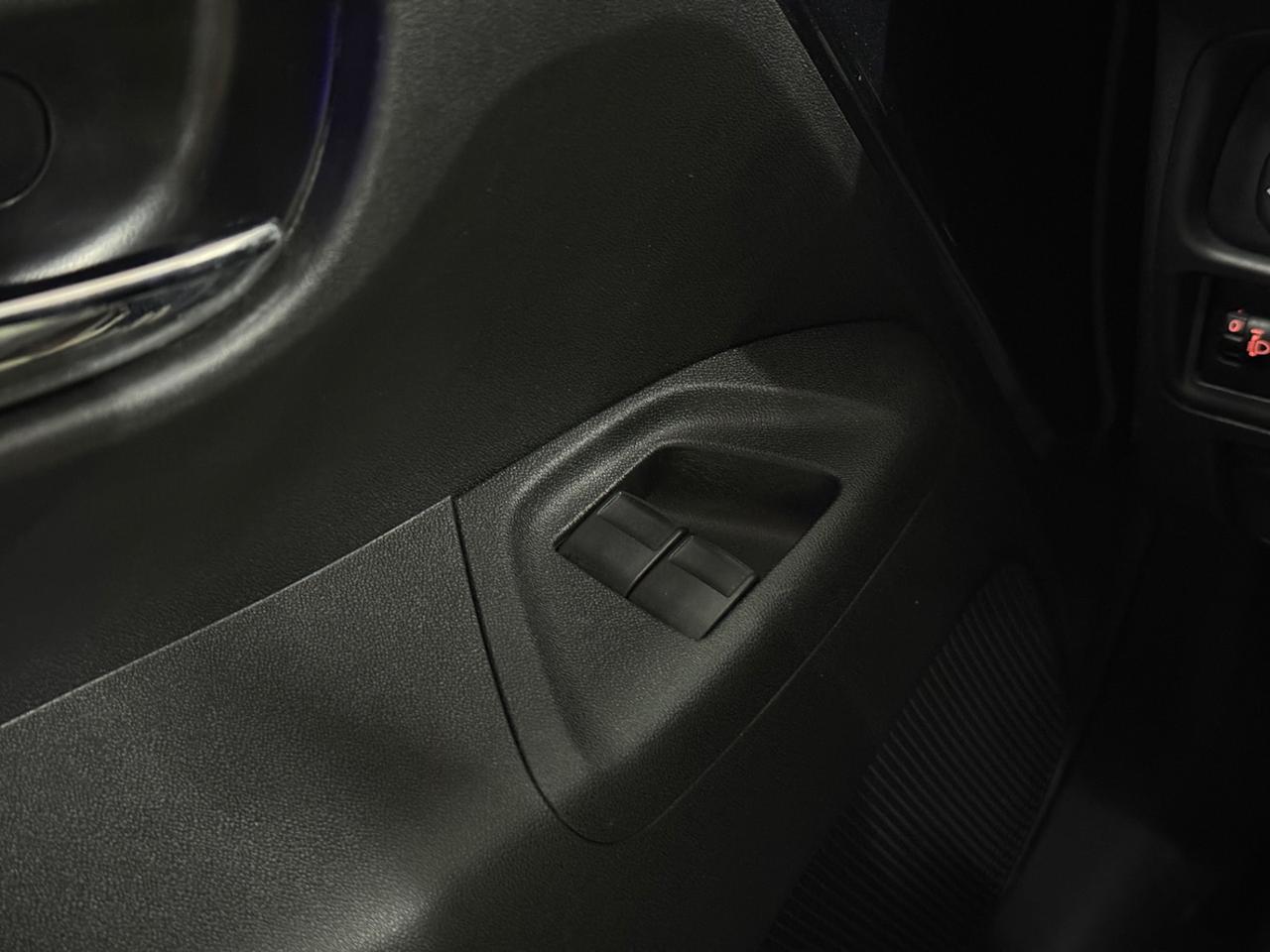 PEUGEOT 108 2018 1.0 VTi 72cv 5 porte Allure