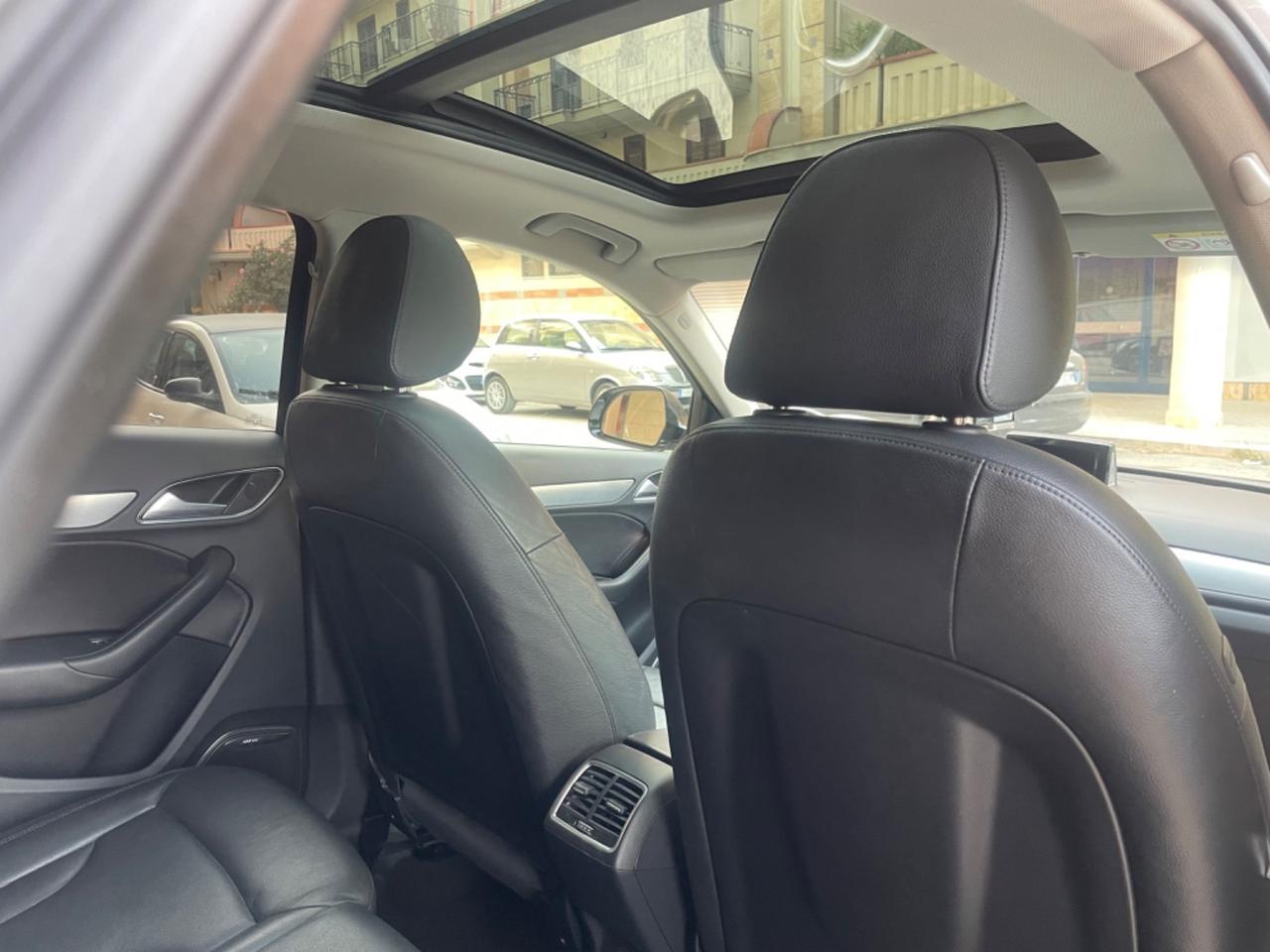 Audi Q3 2.0 TDI 150 CV SLINE COMPETITION TETTO NAVY PELLE XENO BOSE 19'