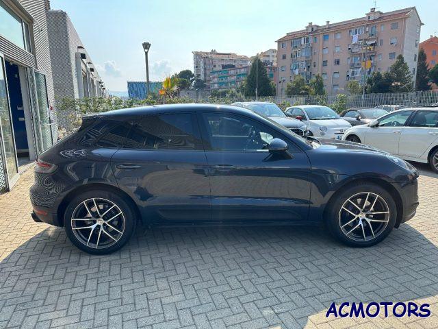 PORSCHE Macan 2.0