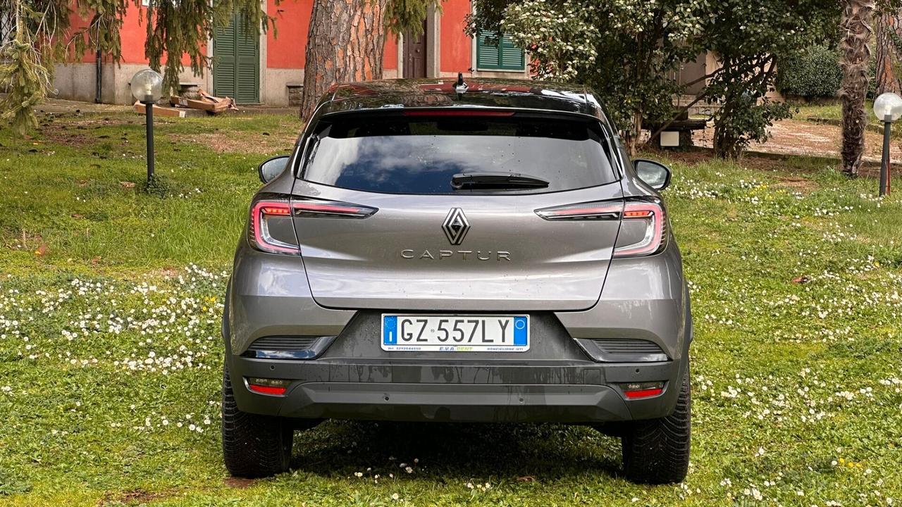 Renault Captur 1.0 TCe 90CV Techno 2025 8.800KM GPL Leggi testo