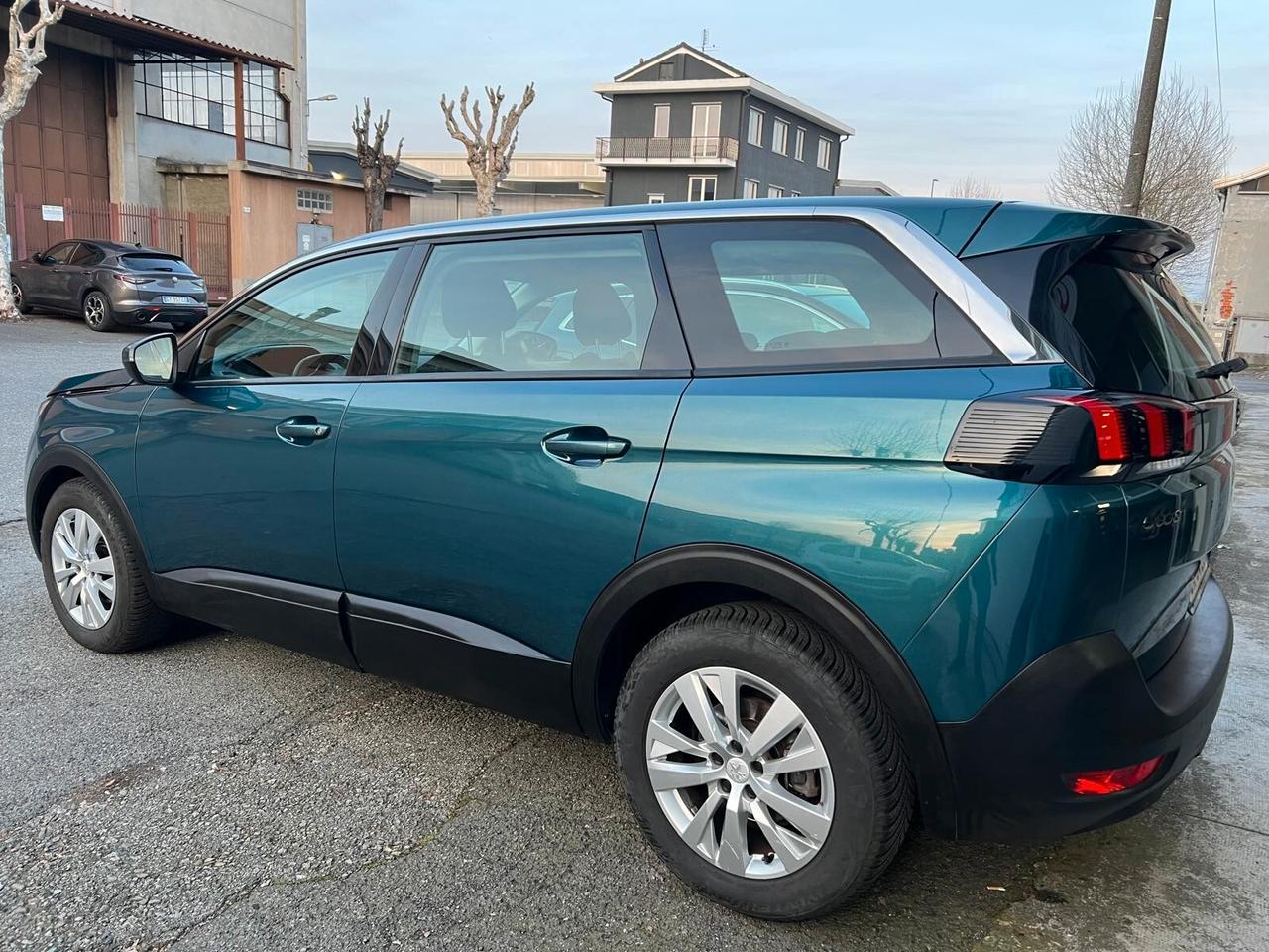 Peugeot 5008 BlueHDi 130 S&S EAT8 Allure