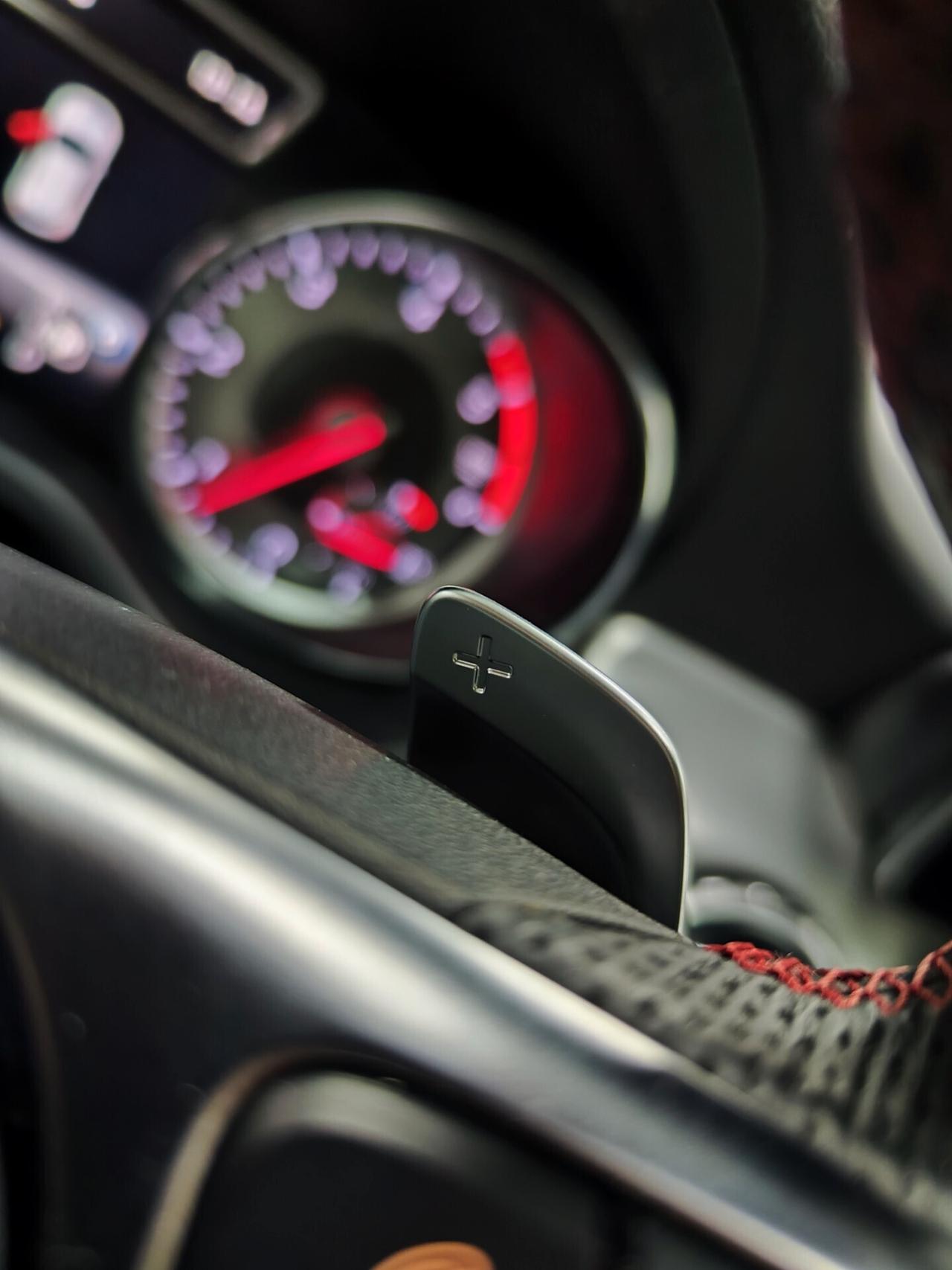 Mercedes-benz GLA 200 d Automatic Premium TETTO