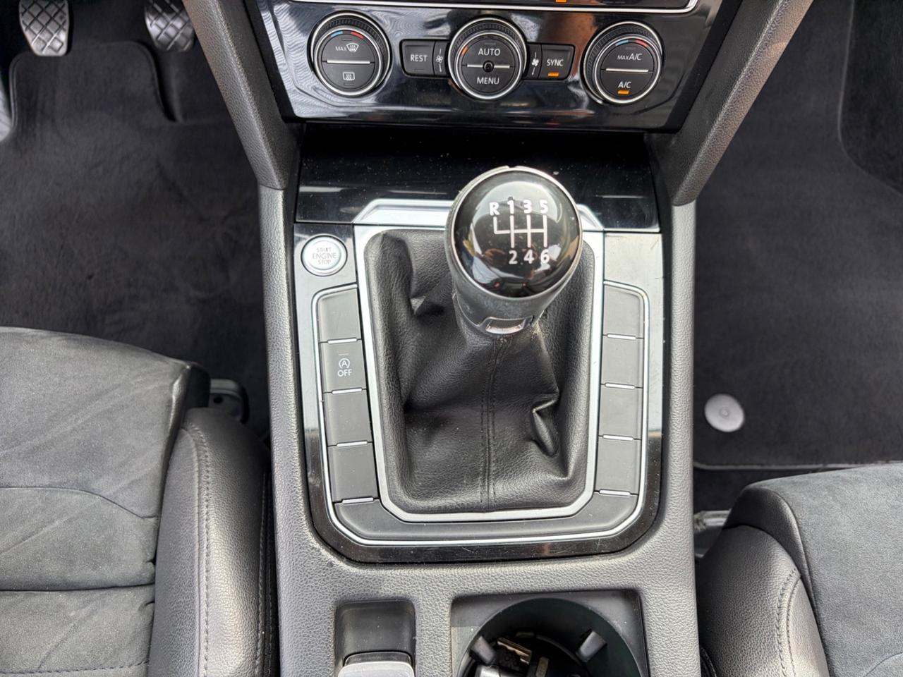 Volkswagen Passat 2.0 TDI 150 CV Highline BlueMotion