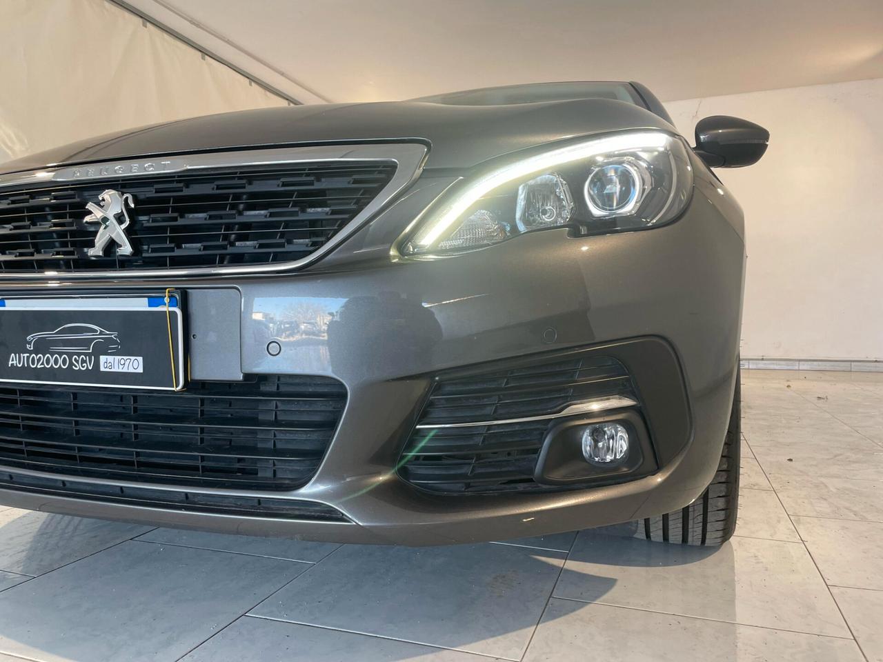 Peugeot 308 BlueHDi 130 S&S SW Allure