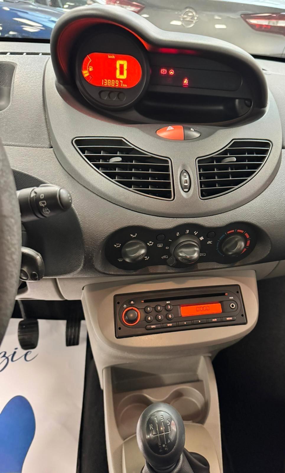 Renault Twingo 1.2 8V Dynamique
