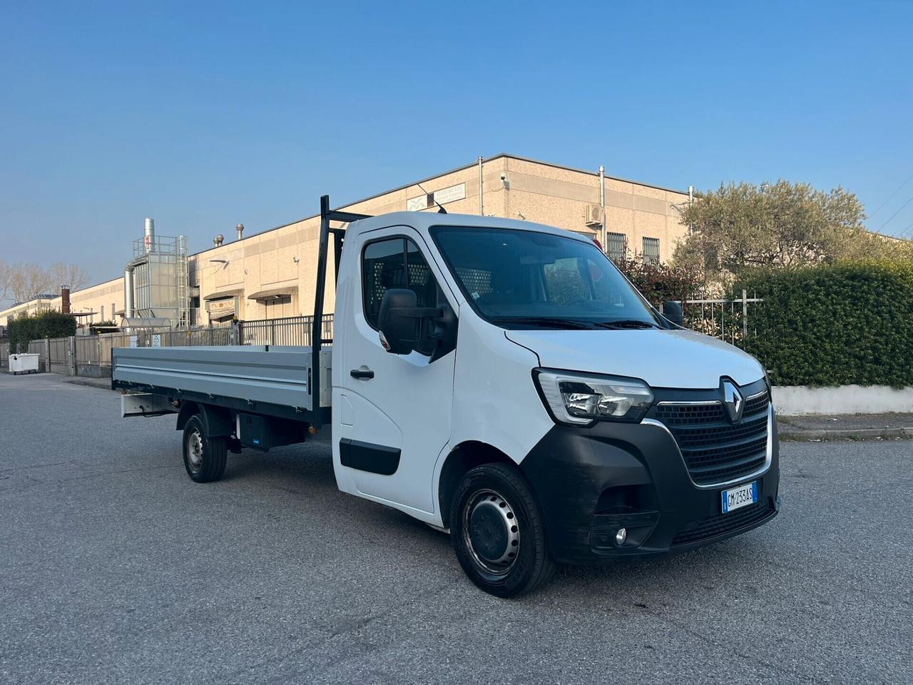 RENAULT MASTER 2.3DCI 165CV CASSONE 5.40 METRI