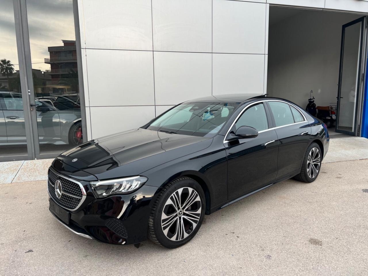 Mercedes-Benz E 220 d Advanced possibilità noleggio no scoring