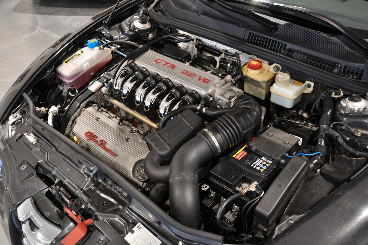 Alfa Romeo 147 3.2i V6 24V cat 3 porte GTA Manuale RIAR