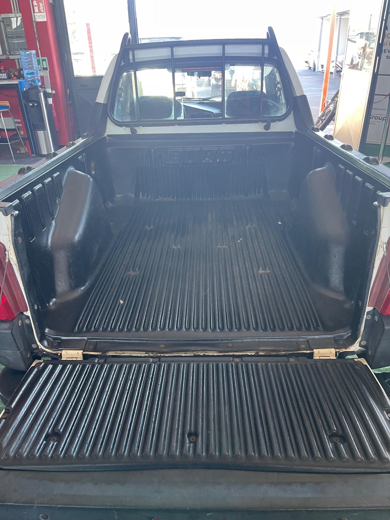 Fiat Strada 1.9 Diesel Pick-up Unipro PERMUTE RATE