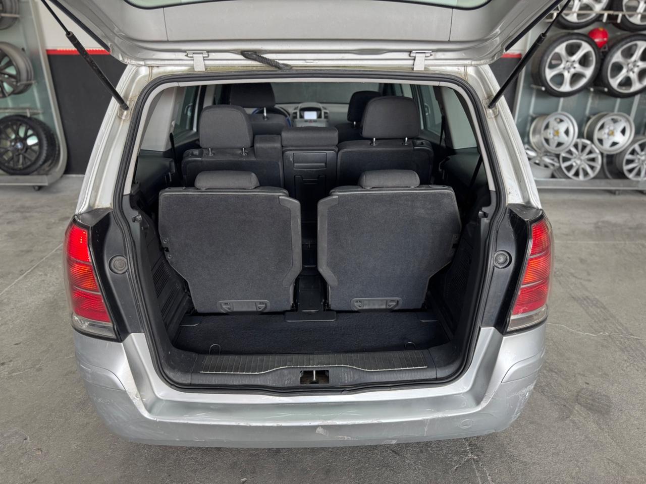 Opel Zafira 1.9 CDTI 7POSIT 120CV ADATTA NEOPATENTATI