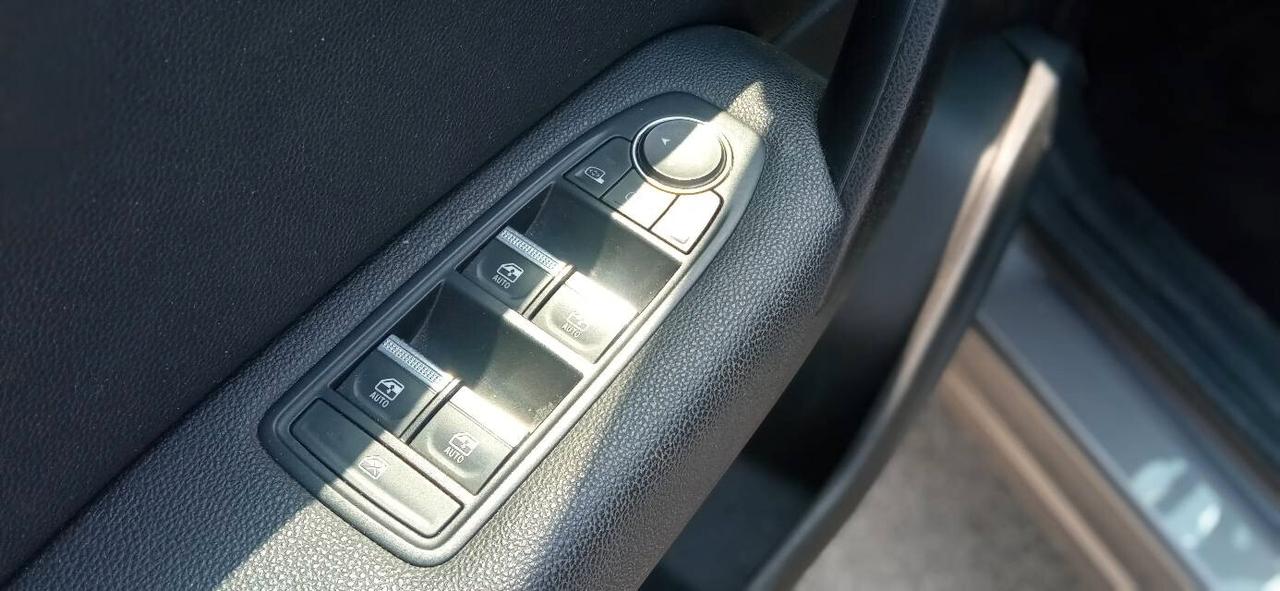 Renault Captur GPL INTENS - 1 PROPRIETARIO - ENTRA!
