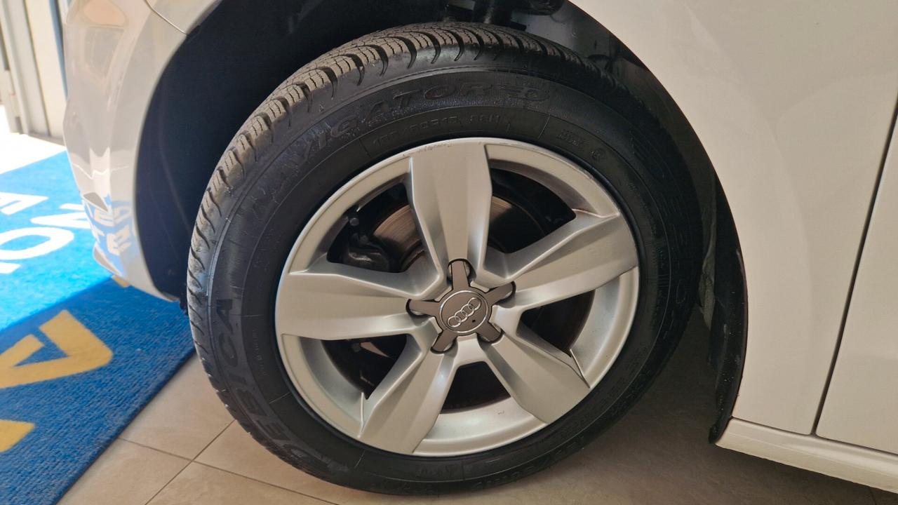Audi A1 1.0 TFSI ultra Design