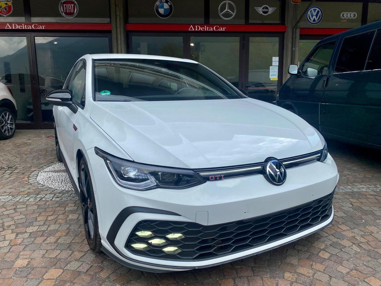 Volkswagen Golf GTI 2.0 TSI DSG 19” IQ-LIGHT DCC