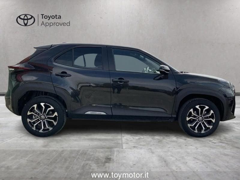 Toyota Yaris Cross 1.5 Hybrid 5p. E-CVT AWD-i Trend