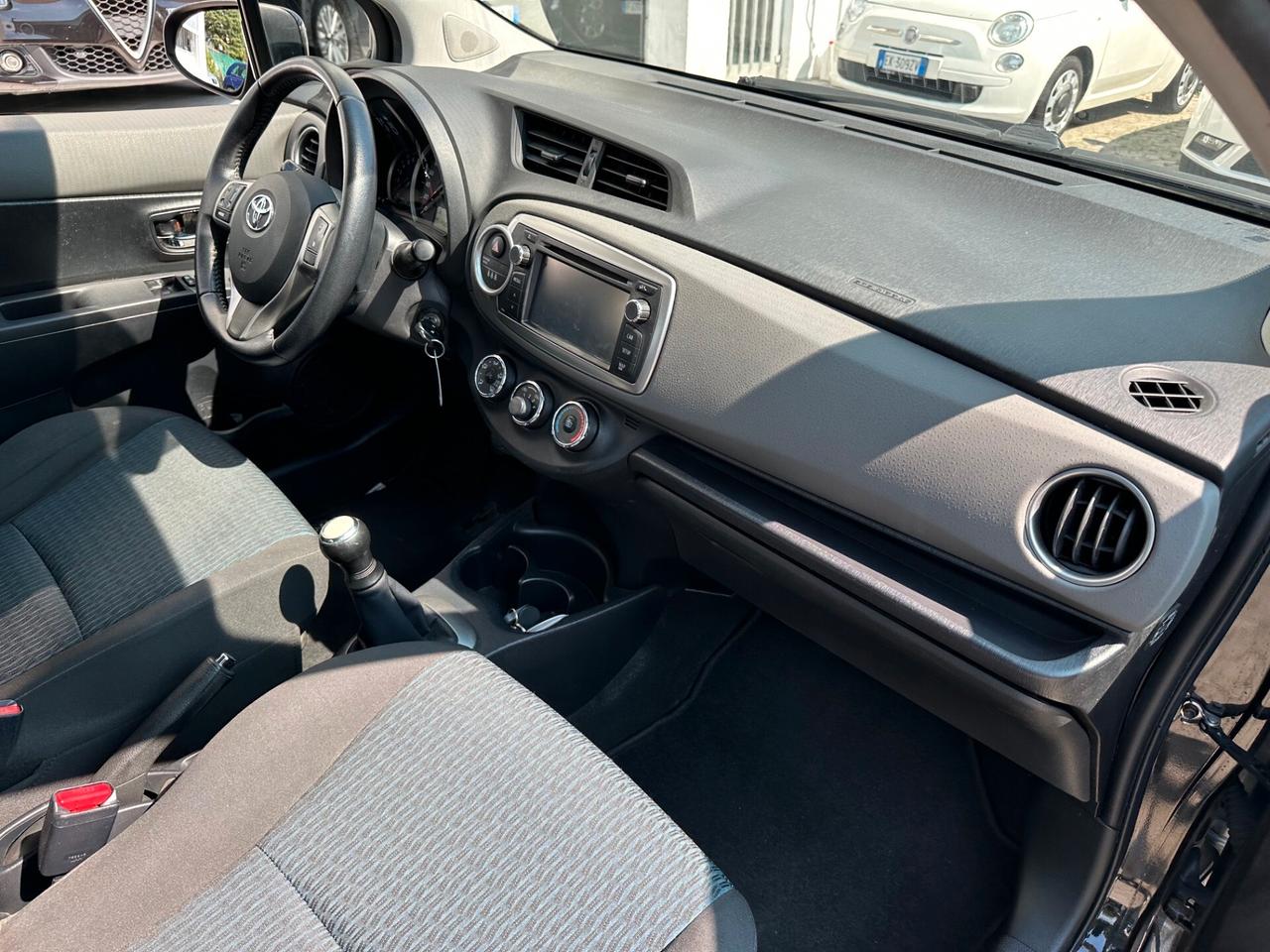 Toyota Yaris 1.0 5 porte Lounge*GRANDINATA