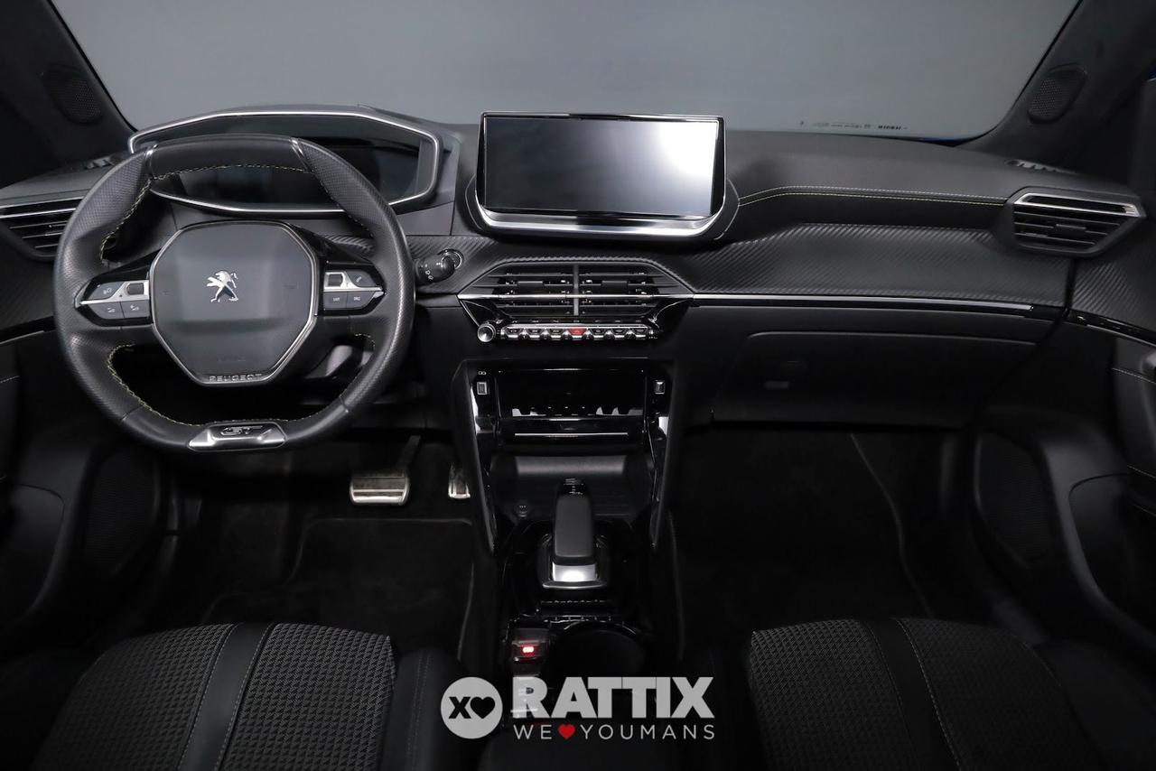 Peugeot e-2008 motore elettrico 100KW GT