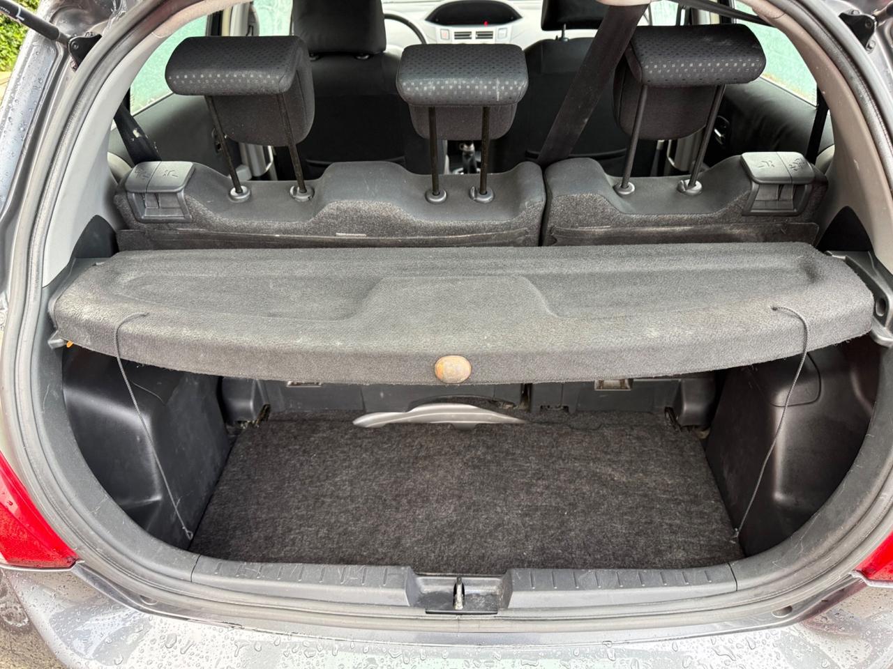 Toyota Yaris 1.0 5 porte Sol