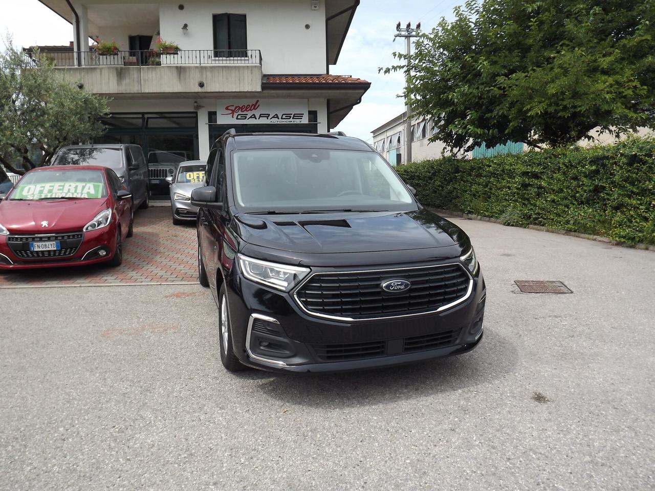 Ford Tourneo Connect 2.0 EcoBlue 122 CV Titanium