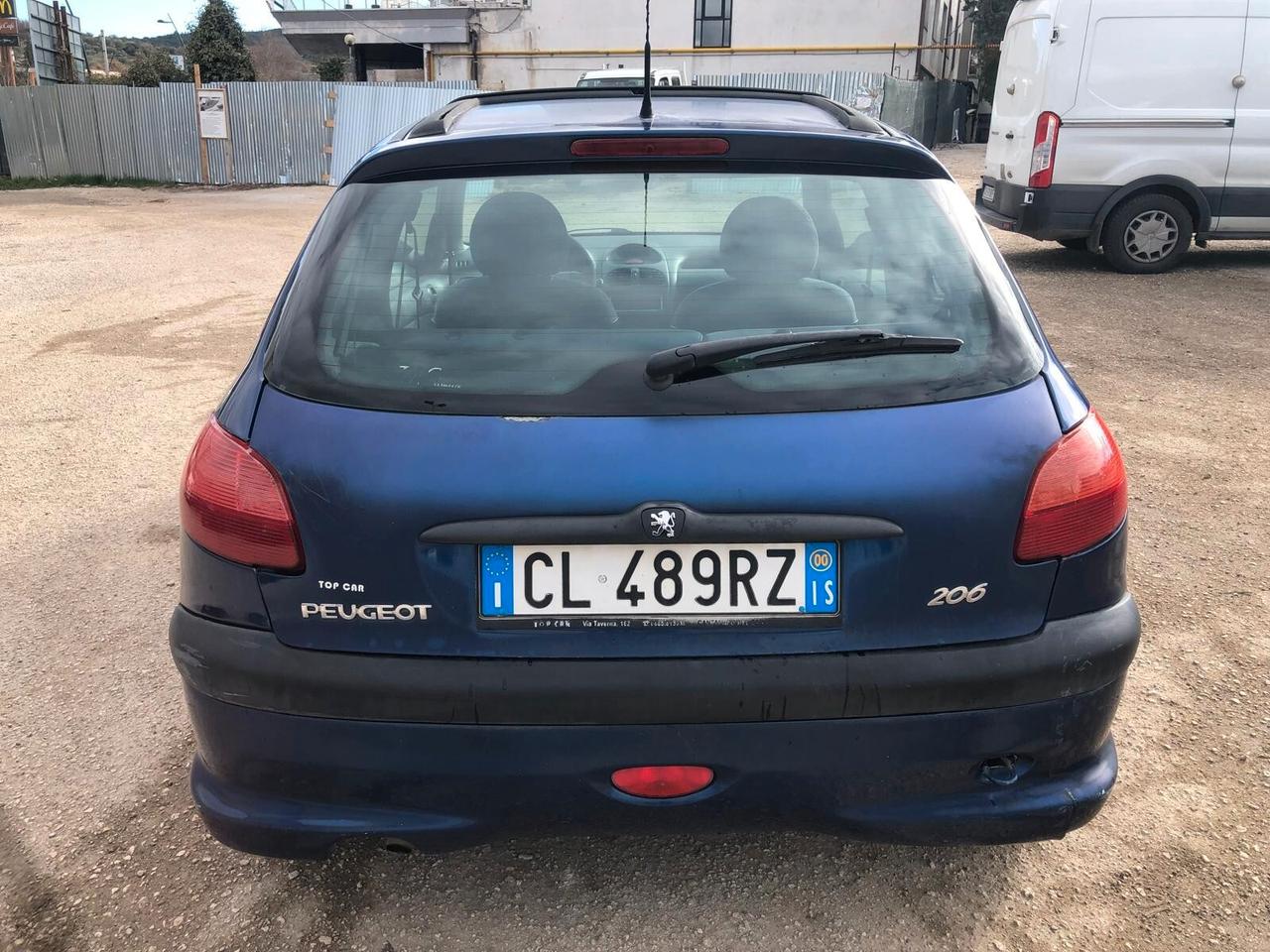 Peugeot 206 1.1 3p. XR