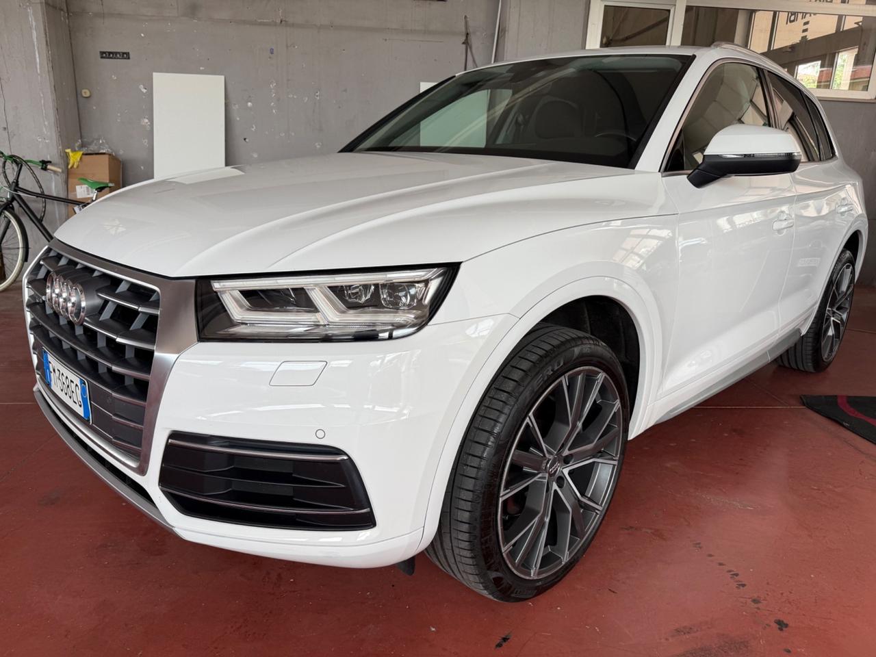 Audi Q5 2.0 TDI 190 CV quattro S tronic line plus solo da Qualitycars Pescara