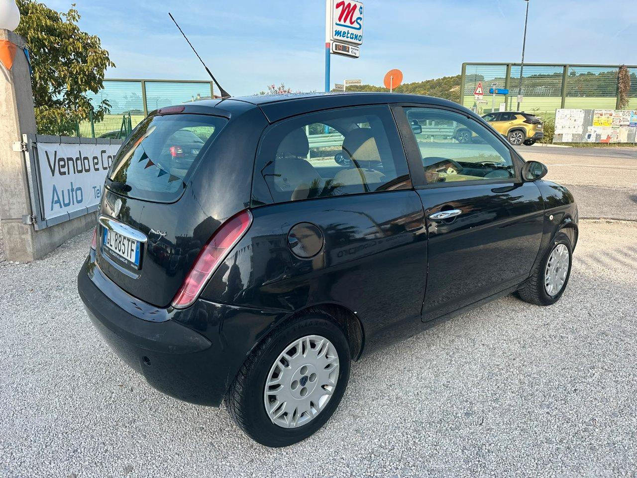 Lancia Ypsilon 3 Porte Ypsilon 1.3 mjt Argento