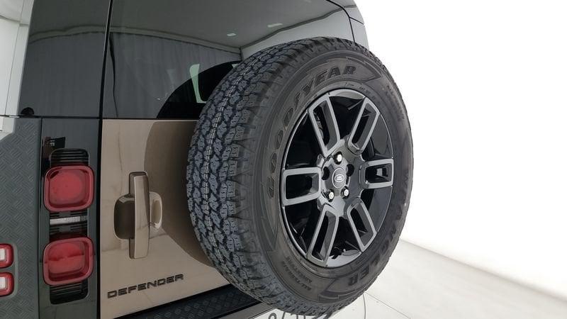 Land Rover Defender 110 3.0D I6 250 CV AWD Auto X-Dynamic SE