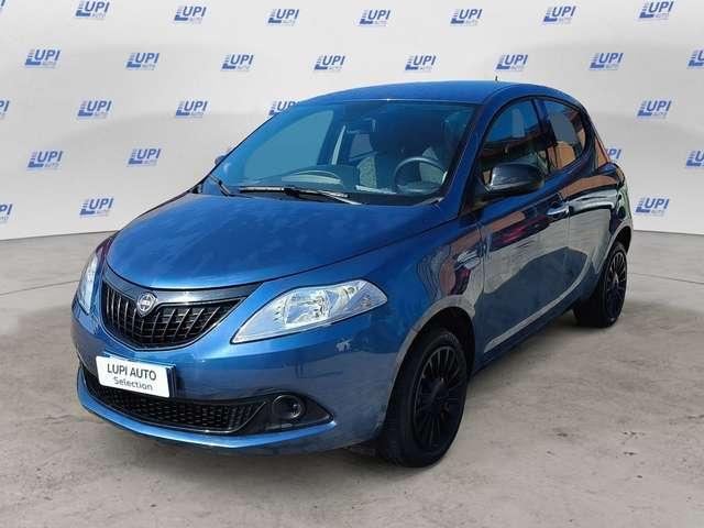 Lancia Ypsilon 1.0 firefly hybrid Silver s&s 70cv