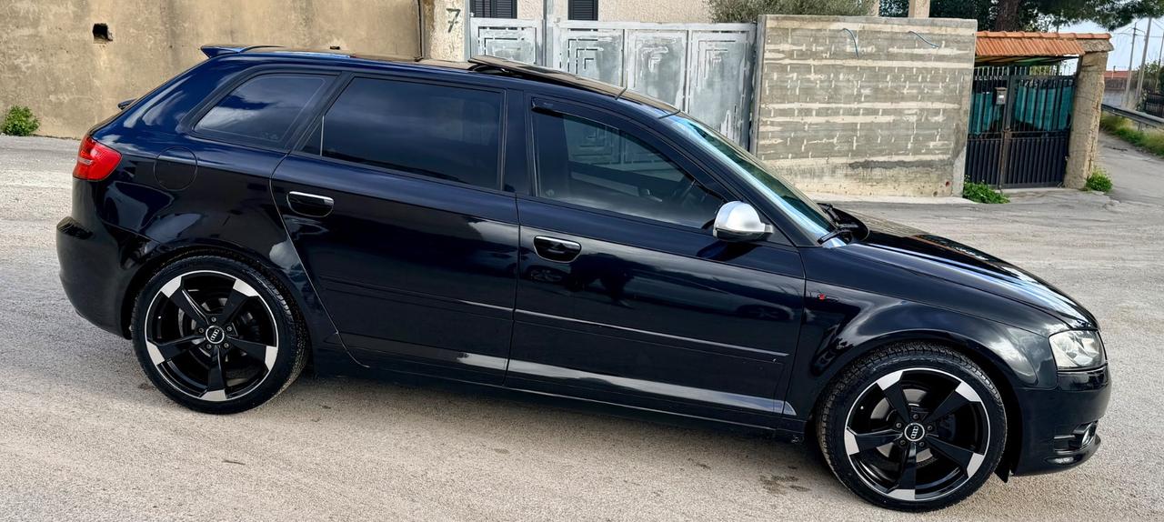 Audi A3 S Line 1.6 TDI 105 CV