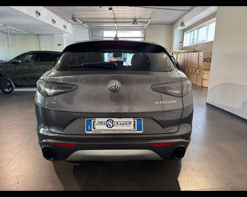 Alfa Romeo Stelvio 2.2 Turbodiesel 210 CV AT8 Q4 Ti