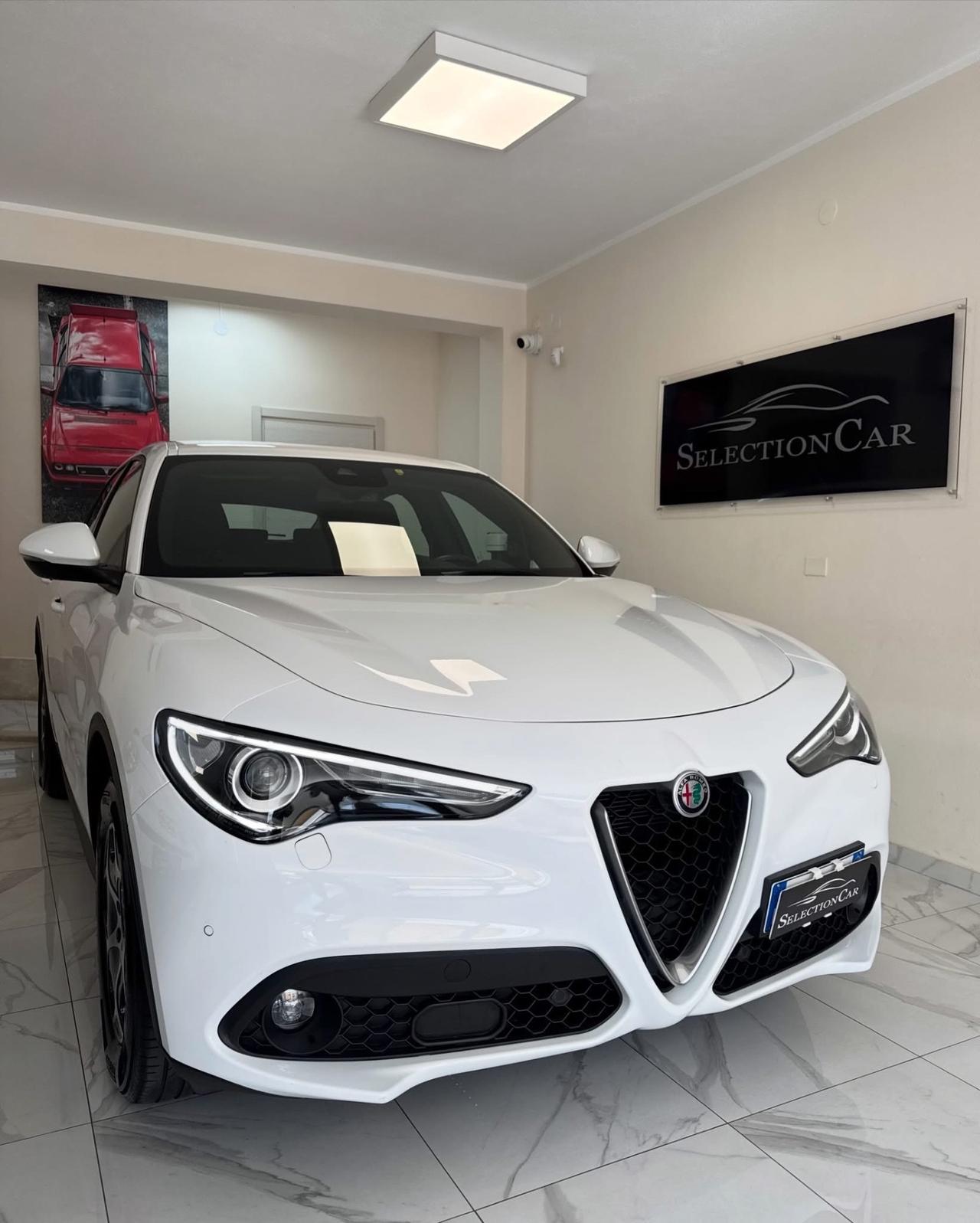 Alfa Romeo Stelvio 2.2 Turbodiesel 190 CV AT8 Q4 Business